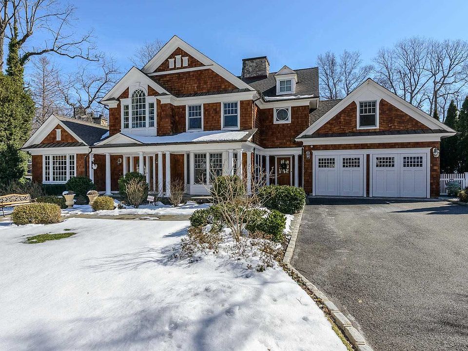 1st image of 38 Soundview Dr