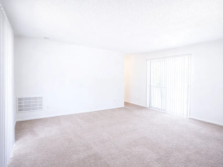 The Lodge Apartments — Photo 13