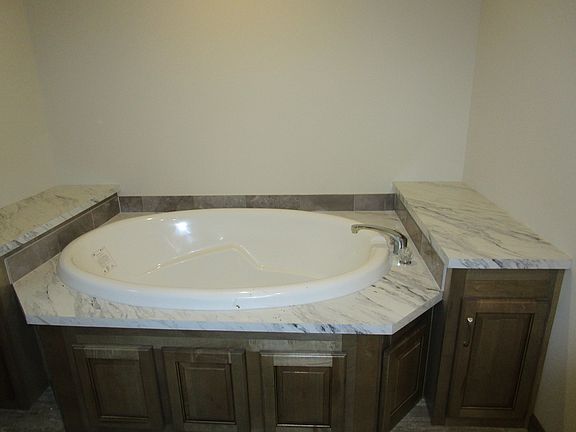 5th image of 1250 Paree St #1106