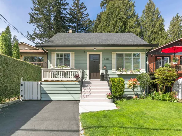 2029 Philip Ave, North Vancouver, BC V7P 2W5