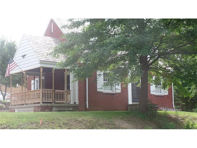 202 Caperton St photo 1