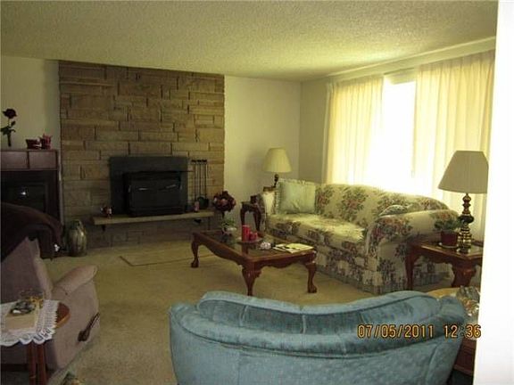 2nd image of 1515 25th St SE
