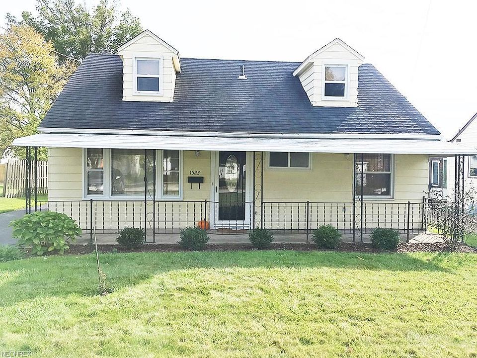 1st image of 1523 Lynn Ave