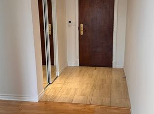 130 Pond Dr #512, Markham, ON L3T 7W5