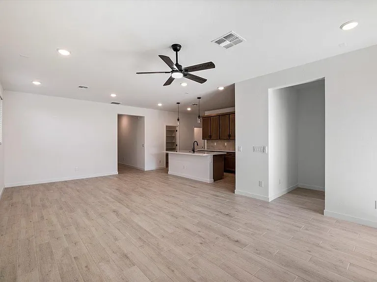 17037 W Red Bird Rd — Photo 10