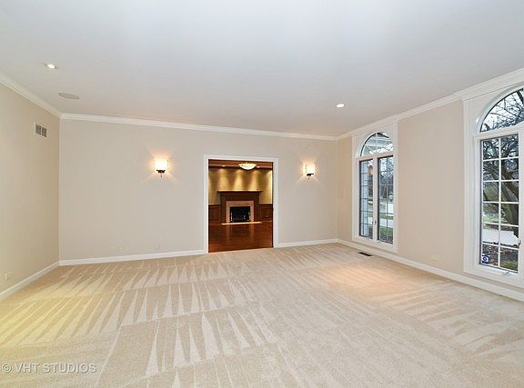 3rd image of 6 Natoma Dr