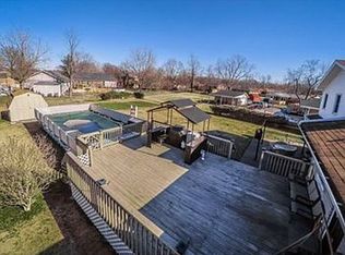 305 Harpers Ferry Rd, Louisville, KY 40214