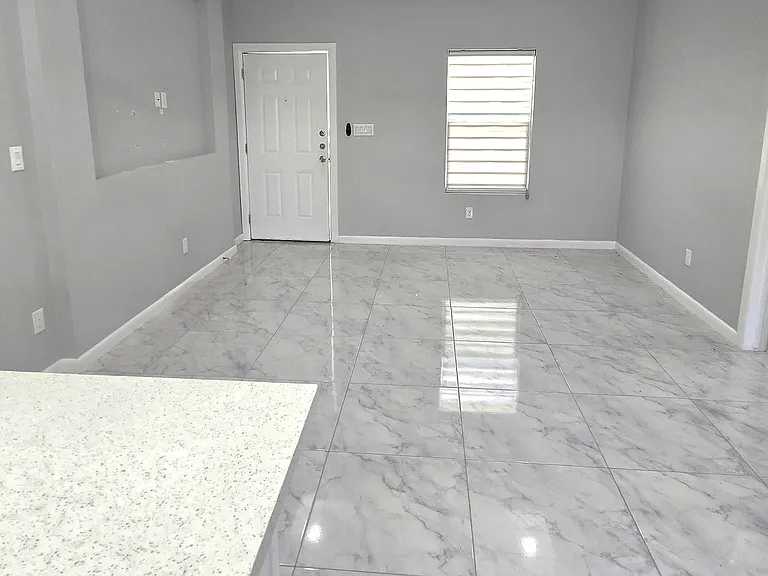 919 N Blair Avenue — Photo 17