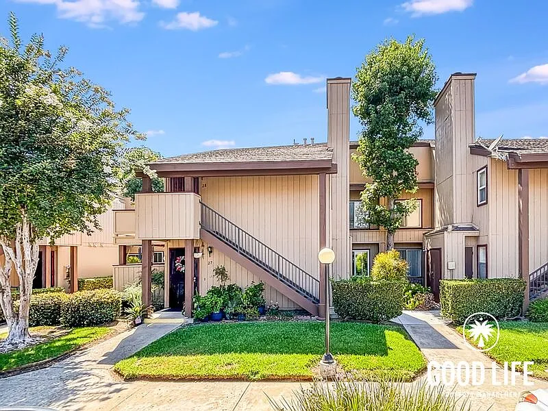 6540 College Grove Dr #28