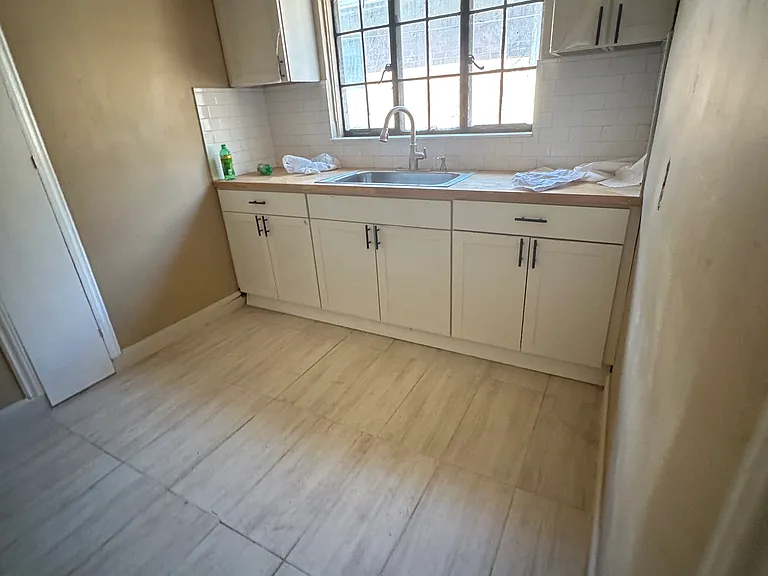 4294 Cortland St #2 — Photo 5