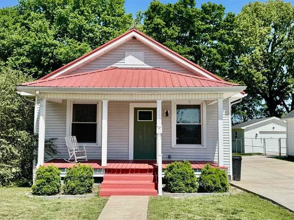 1623 Clark St, Paducah, KY 42003