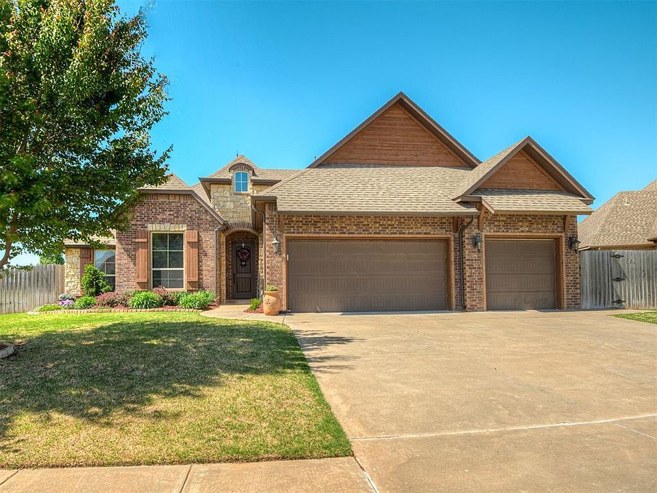 1st image of 301 Centennial Farm Ln