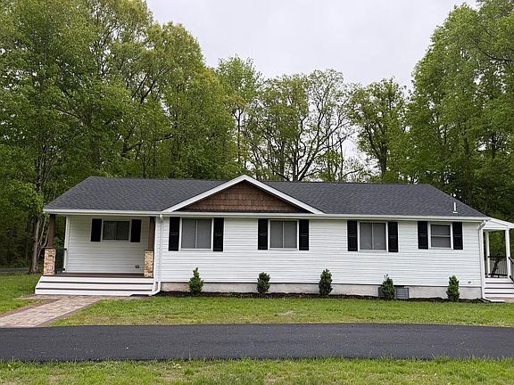 2nd image of 2470 White Oak Rd
