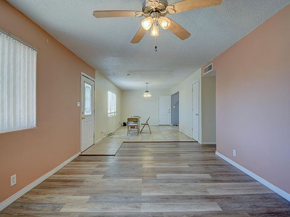 4th image of 2813 Desert Garden Ln SW