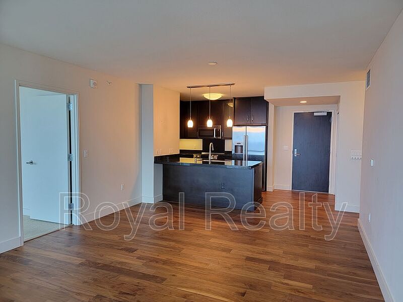 1st image of 1189 Waimanu St APT 3804