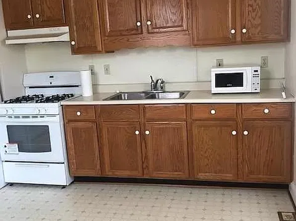 80 Winchester Ave, Westminster, MD 21157