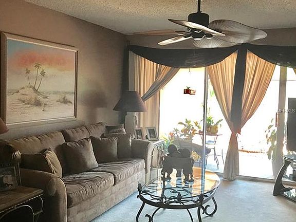 5th image of 2460 Laurelwood Dr APT B