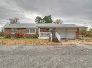 820 W Main St, Jenks, OK 74037