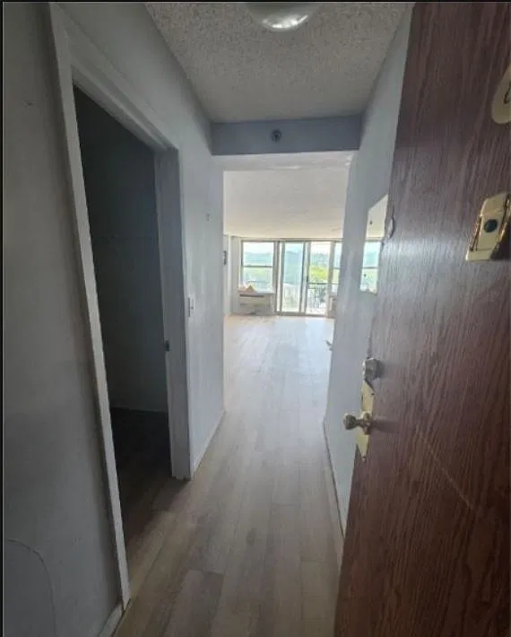 1 bed, 827 sqft, $2,800 — Photo 4