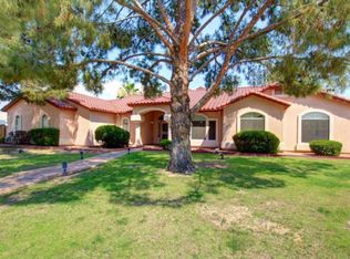 2561 E Laurel St, Mesa, AZ 85213