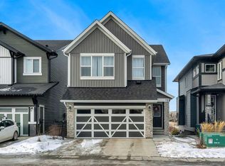 15 W Midgrove Dr SW, Airdrie, AB T4B 5H1