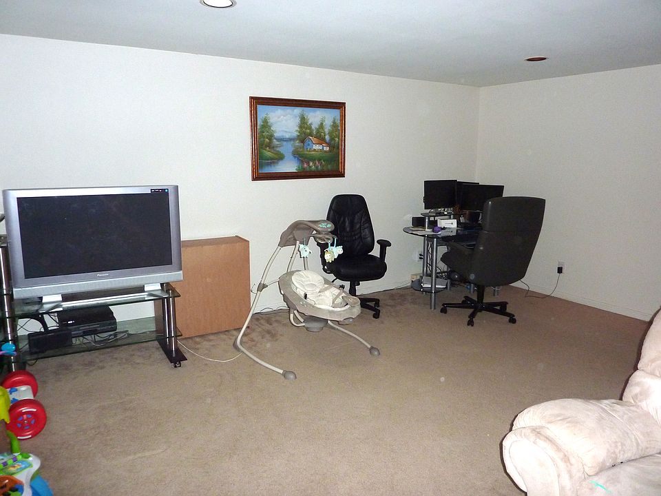2nd image of 198 Darling St