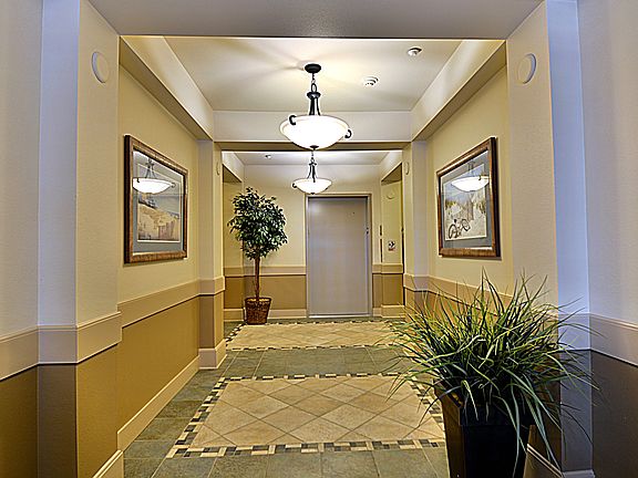 3rd image of 23932 NE 115th Ln #302