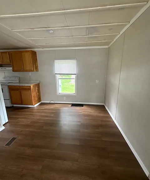 916 N Martin Luther King Jr Blvd #16 — Photo 5