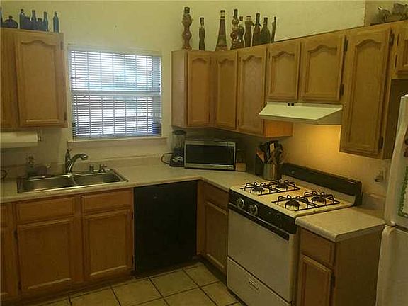 3rd image of 13280 Ingram Ct