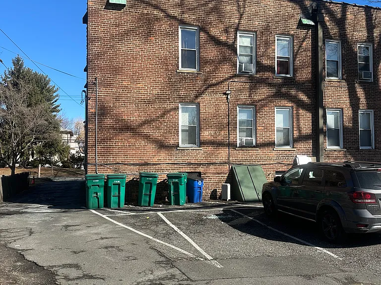 453 Boyden Ave #3 — Photo 10