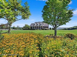 2381 Cherry Hill Rd, Clarks Summit, PA 18411
