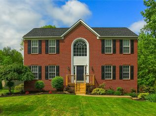 112 Cottonwood Dr, Aliquippa, PA 15001