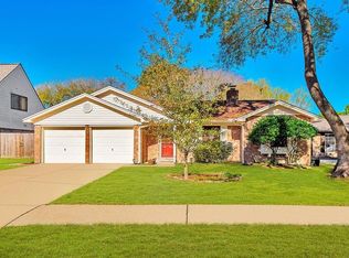 16019 Mill Point Dr, Houston, TX 77059