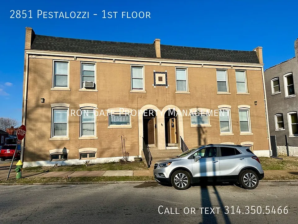 2851 Pestalozzi 1st Loop #1ST FLOOR