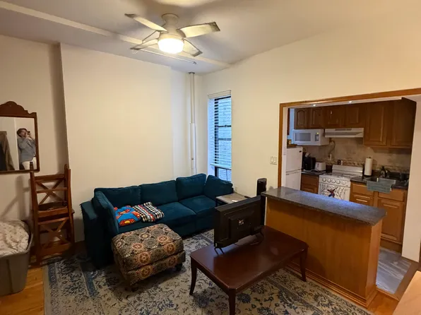350 W 56th St APT 4B, New York, NY 10019