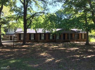 931 Virginia Ln, Hull, GA 30646