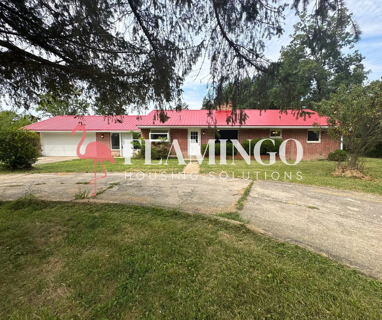 Charming 3 Bedroom, 1 Bath — Photo 1