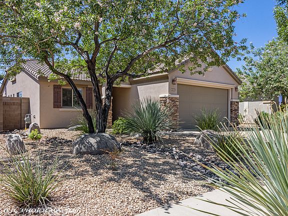 2nd image of 2590 E Desert Cliff Dr
