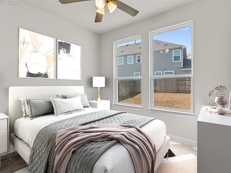 205 Riverhill Cv — Photo 4