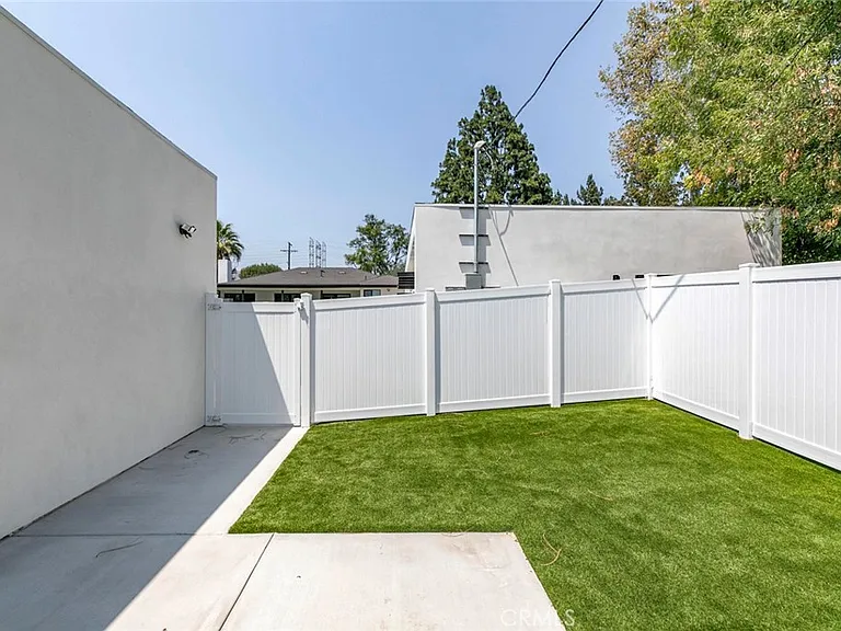 17440 Index St — Photo 25
