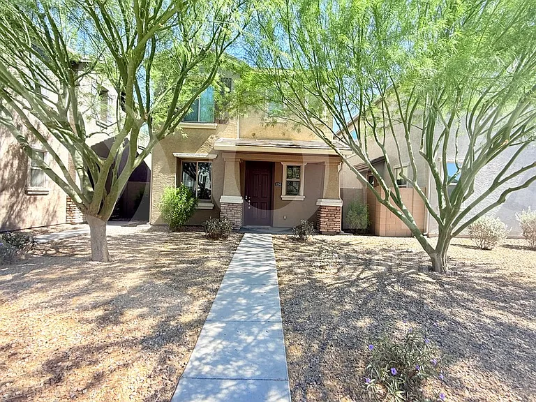 3706 S 57th Ln — Photo 1