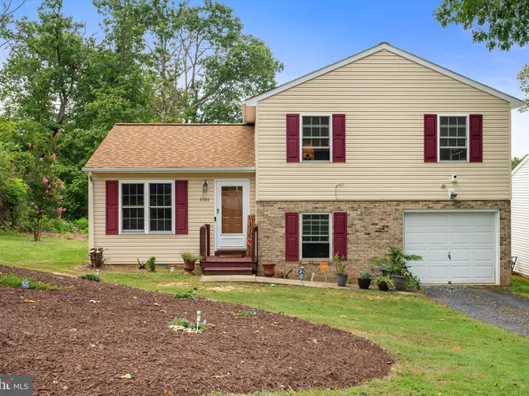 1501 D St, Waynesboro, VA 22980