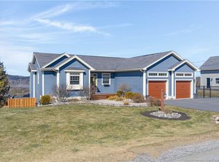 19 Pioneer Ave, Quispamsis, NB E2G 0B1