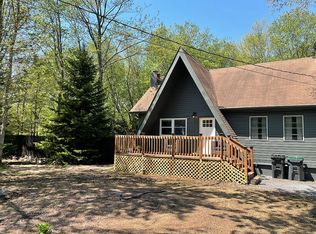 2237 Vacation Ln, Pocono Summit, PA