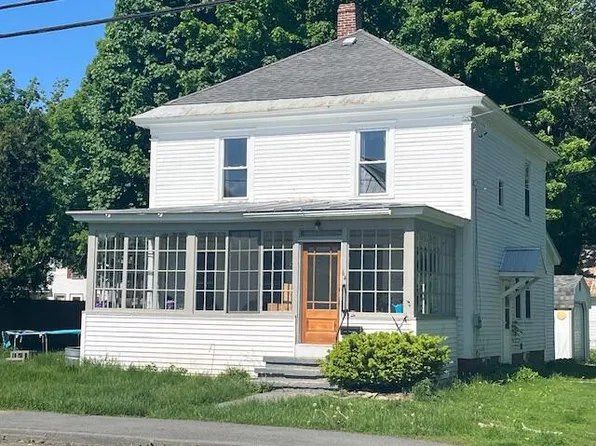 64 Weston Avenue, Madison, ME 04950