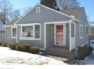 33 Ridgefield St, Meriden, CT 06450
