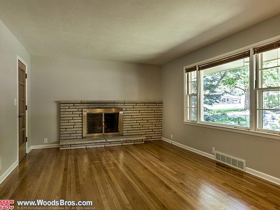 4th image of 2035 Stockwell St
