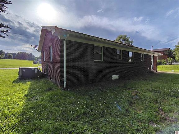 3rd image of 346 S Saint Paul St