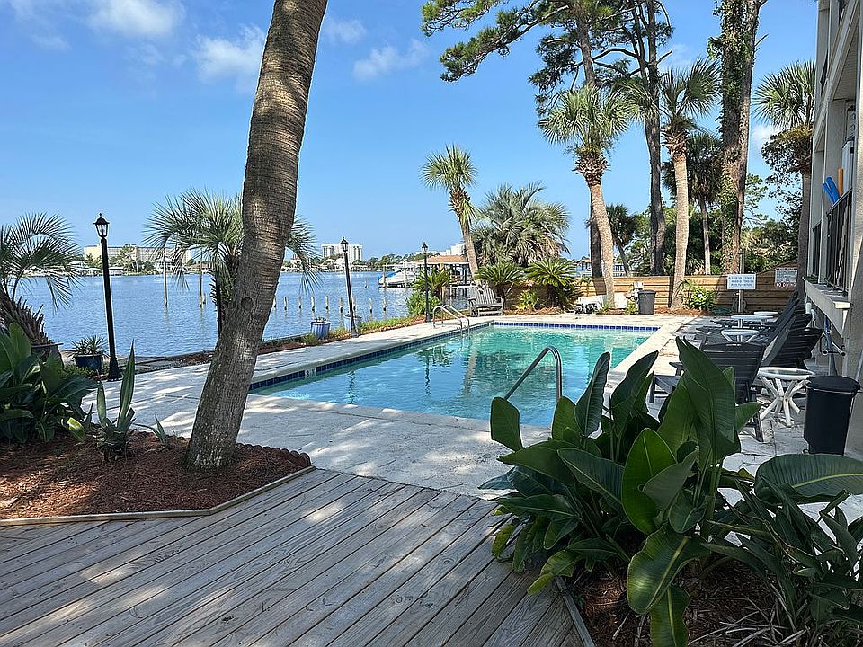 2nd image of 6135 N Lagoon Dr Unit 203