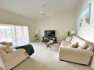 2790 Cypress Trace Cir APT 2225, Naples, FL 34119